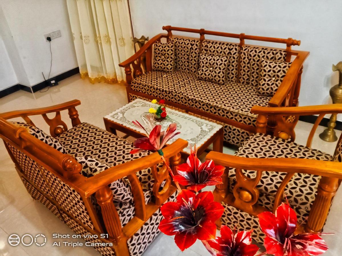 Relax Homestay Тангале Екстериор снимка